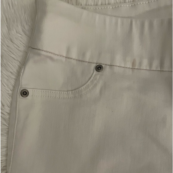 CHICOS PERFECT STRETCH PEDAL PUSHERS JEANS PANTS - Picture 4 of 12